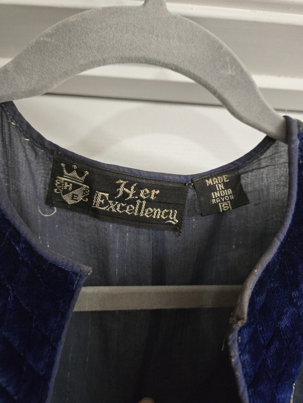 RARE Vintage 1970s Her Excellency Dress Navy/Gold Velvet Neck and Sleeves Size S - Picture 9 of 10